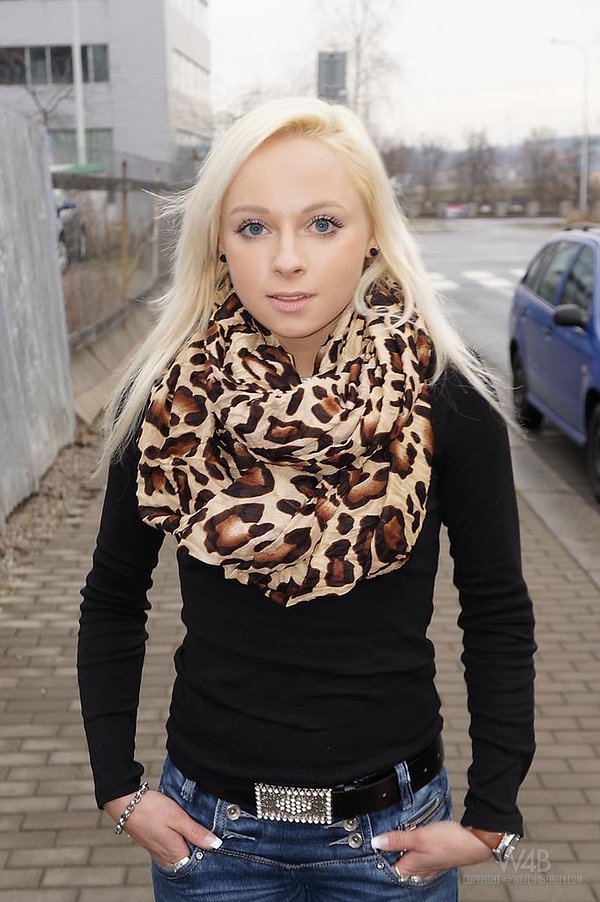 Евгения, 18 лет, 1 размер груди