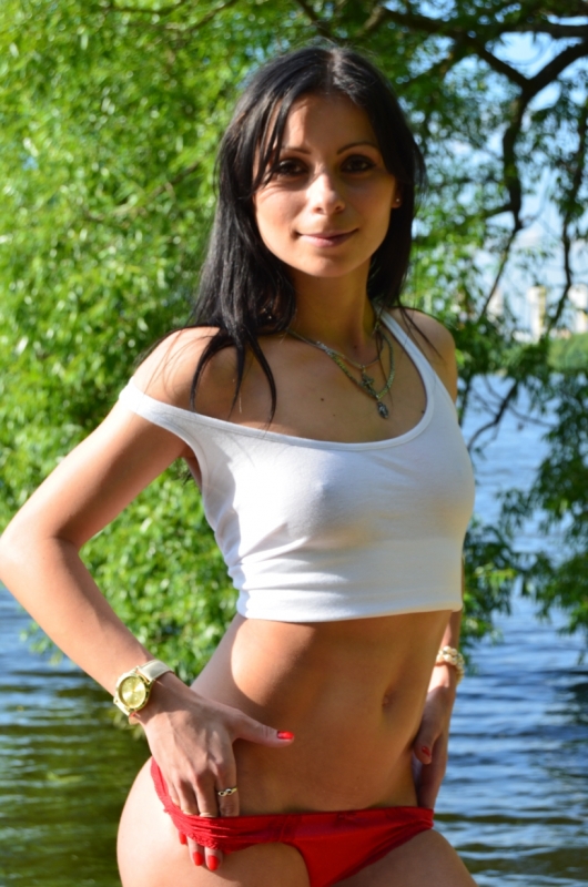 Роза, 22 года, 1 размер груди